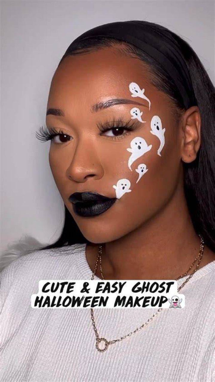 11 Ghost Makeup Tutorials To Haunt Your Way Through Halloween